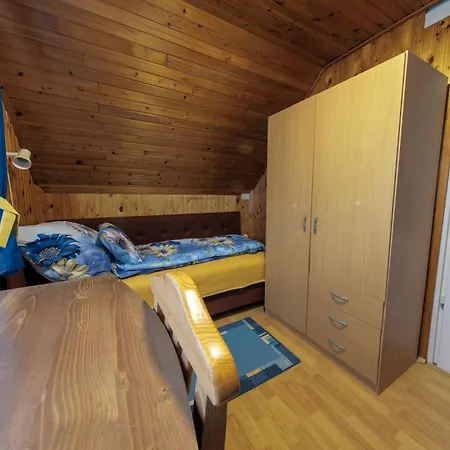 Casa vacanze János *